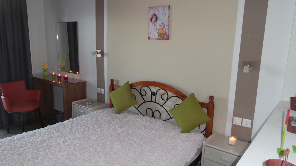 House Roula Hotel Neos Marmaras Room photo