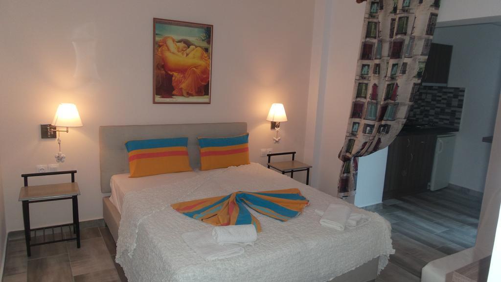 House Roula Hotel Neos Marmaras Exterior photo
